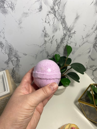 Fresh Lavender Bath Bomb